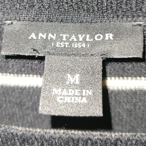 Sweater by Ann Taylor medium stripes - Picture 5 of 6